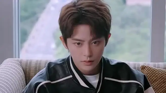 女总裁的顶流小娇夫 第1集